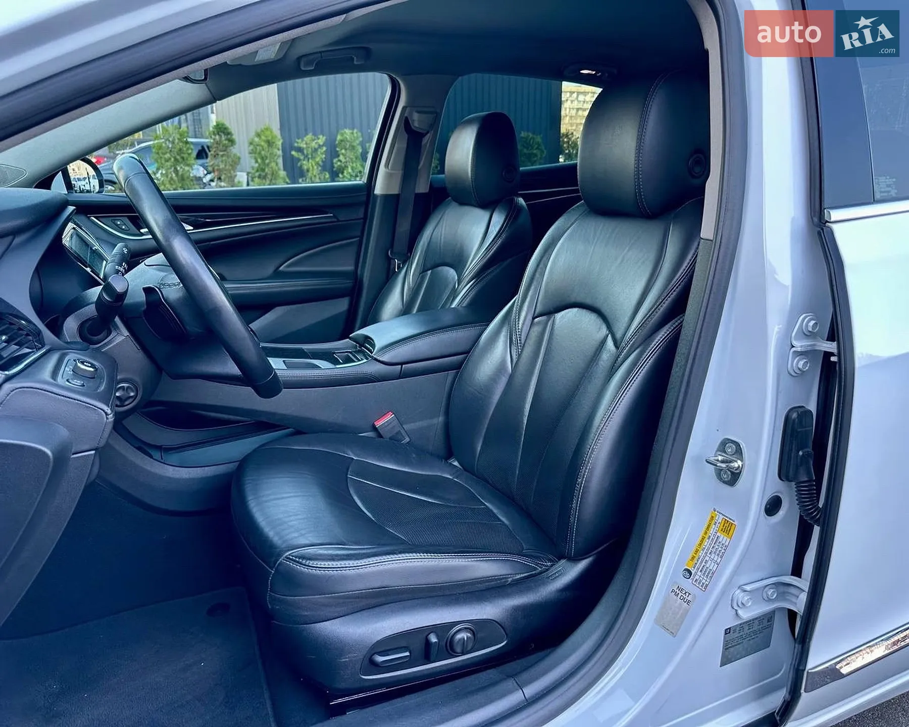 2017 Buick LaCrosse - мініатюра 26