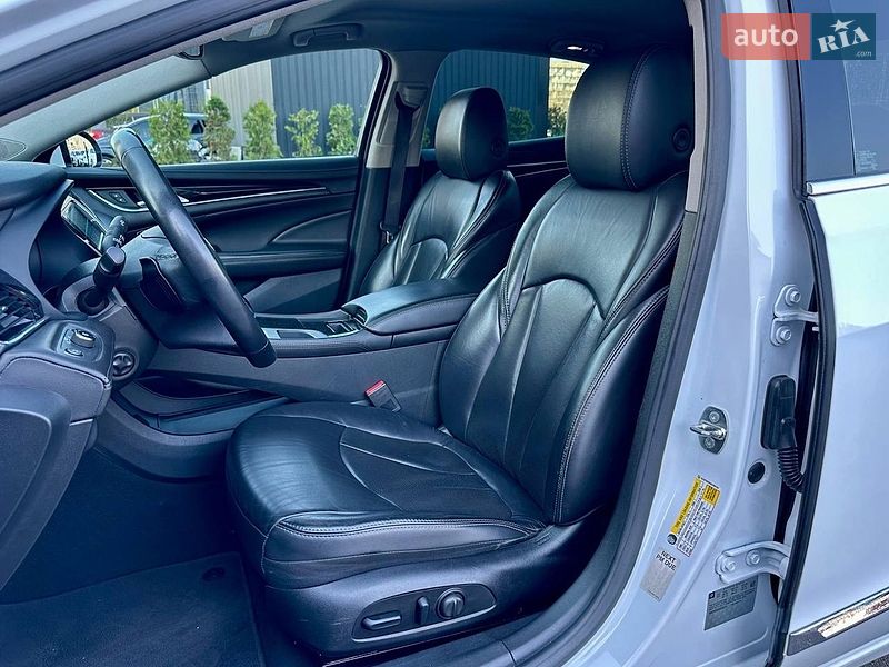 Седан Buick LaCrosse 2017 в Киеве