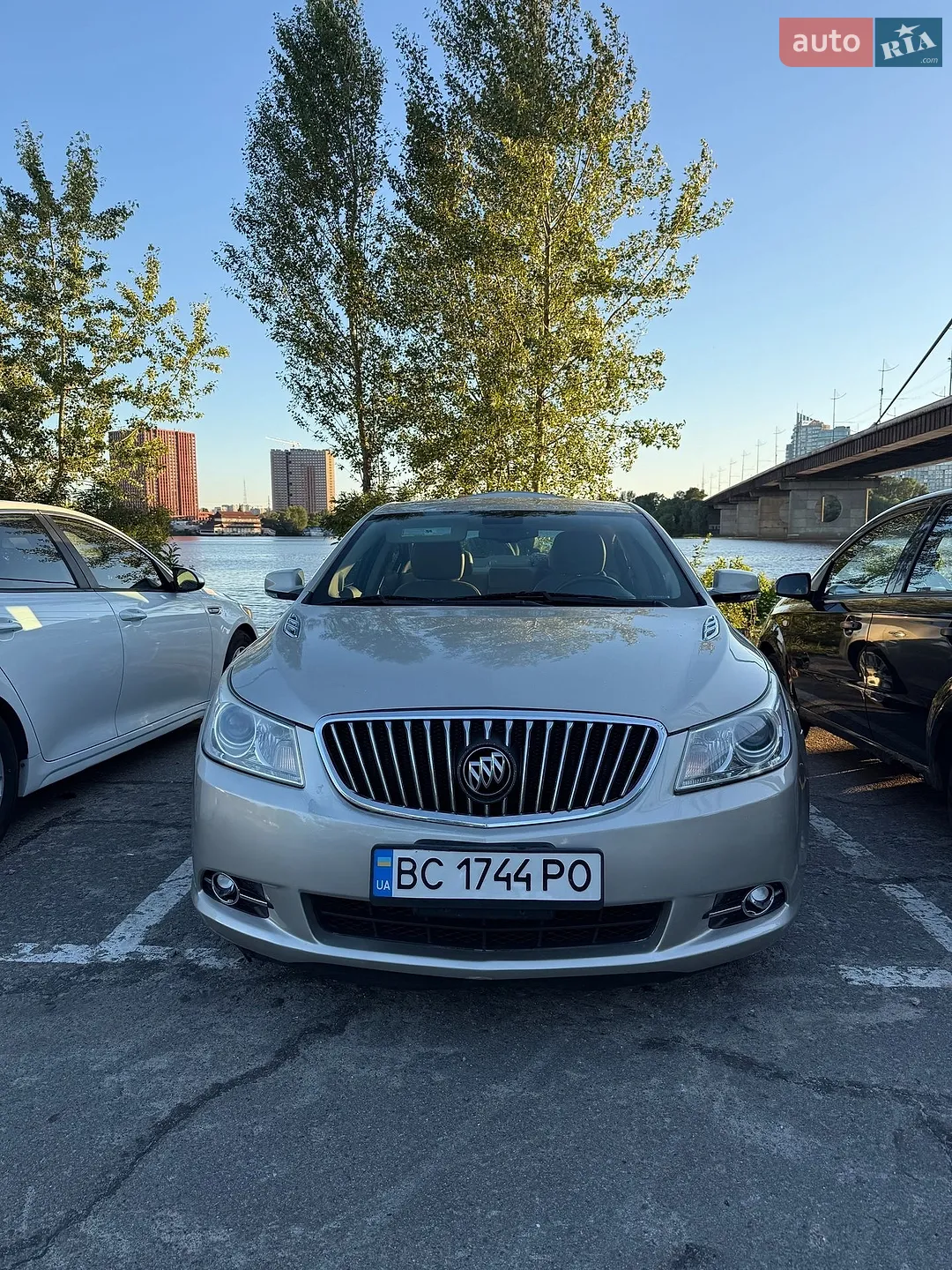 Buick LaCrosse 2012