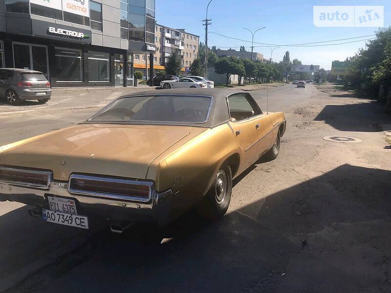 Седан Buick LE Sabre 1969 в Ужгороде