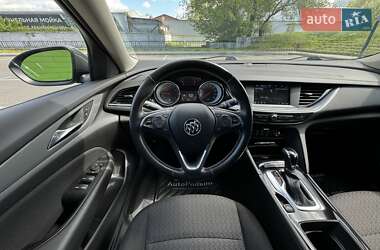 Седан Buick Regal TourX 2018 в 
