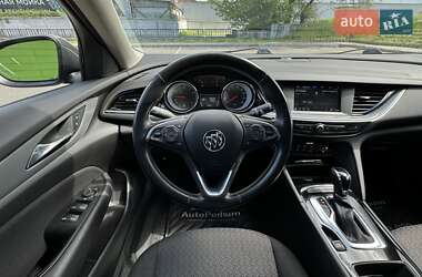 Седан Buick Regal TourX 2018 в 