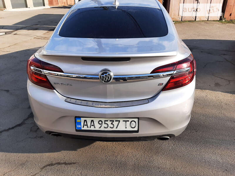 Седан Buick Regal 2016 в Киеве