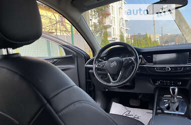 Седан Buick Regal 2019 в Львове