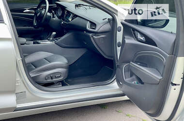 Седан Buick Regal 2018 в Каменском