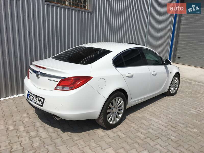 Седан Buick Regal 2010 в Володимирі