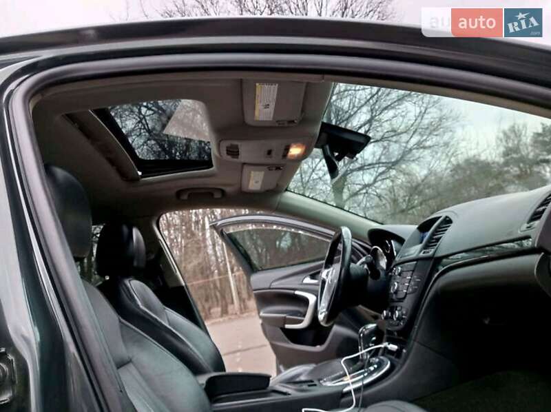 Седан Buick Regal 2012 в Чернигове