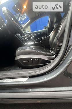 Седан Buick Regal 2013 в 
