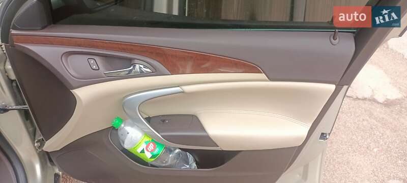 Седан Buick Regal 2015 в Чернігові