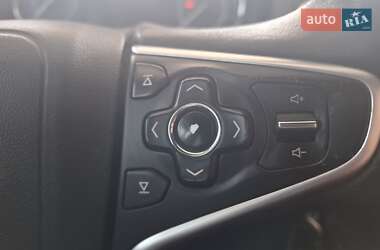 Седан Buick Regal 2016 в 