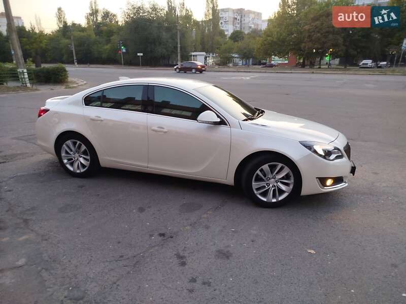 Седан Buick Regal 2015 в Николаеве