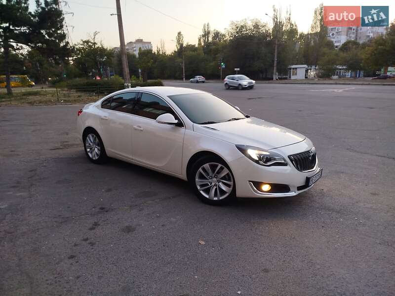 Седан Buick Regal 2015 в Николаеве