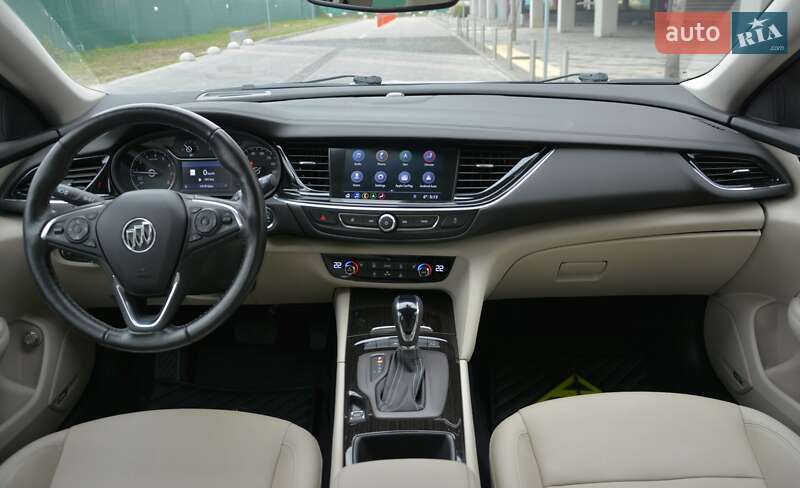 Седан Buick Regal 2018 в Киеве