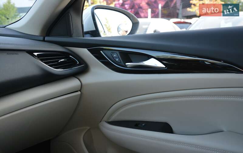 Седан Buick Regal 2018 в Киеве