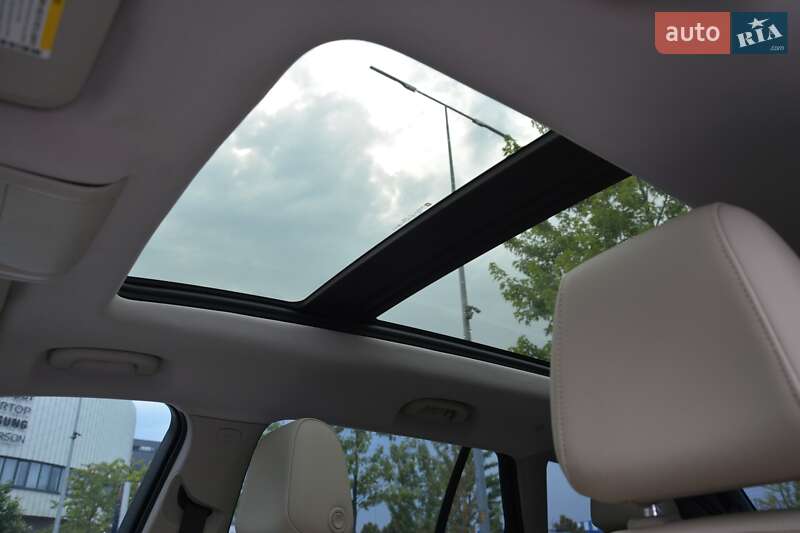 Седан Buick Regal 2018 в Киеве фото 38 Седан Buick Regal 2018 в Киеве