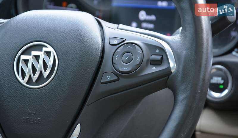 Седан Buick Regal 2018 в Киеве фото 46 Седан Buick Regal 2018 в Киеве
