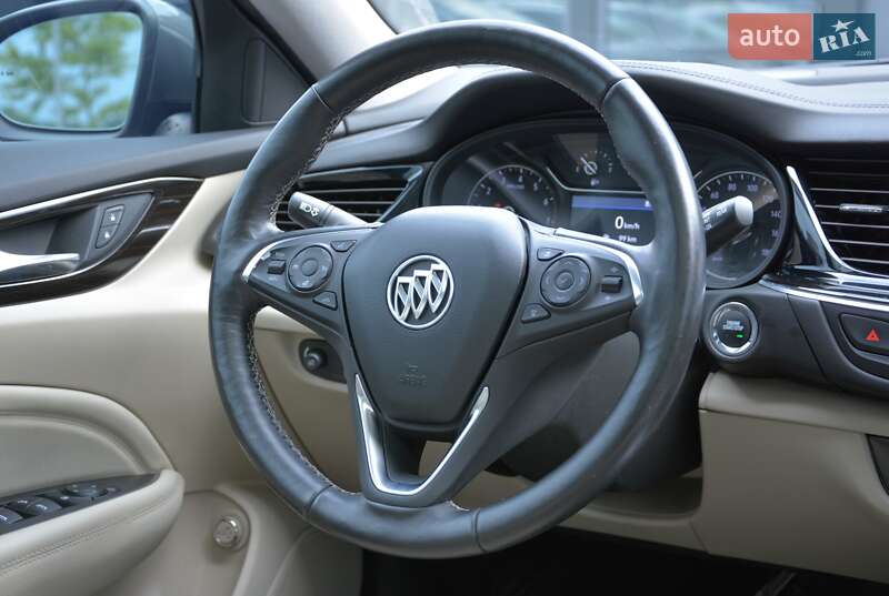 Седан Buick Regal 2018 в Киеве