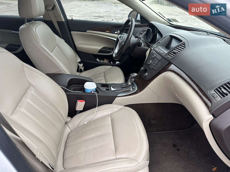 Седан Buick Regal 2013 в Николаеве