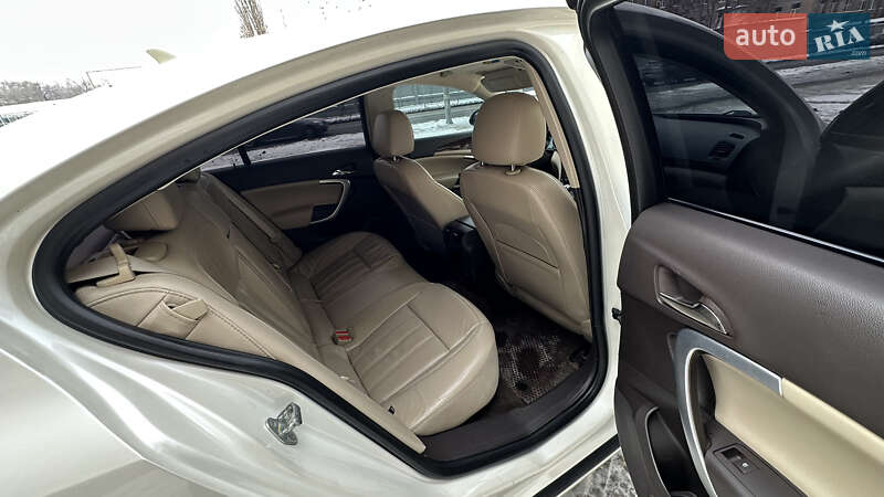 Седан Buick Regal 2012 в Києві фото 8 Седан Buick Regal 2012 в Києві