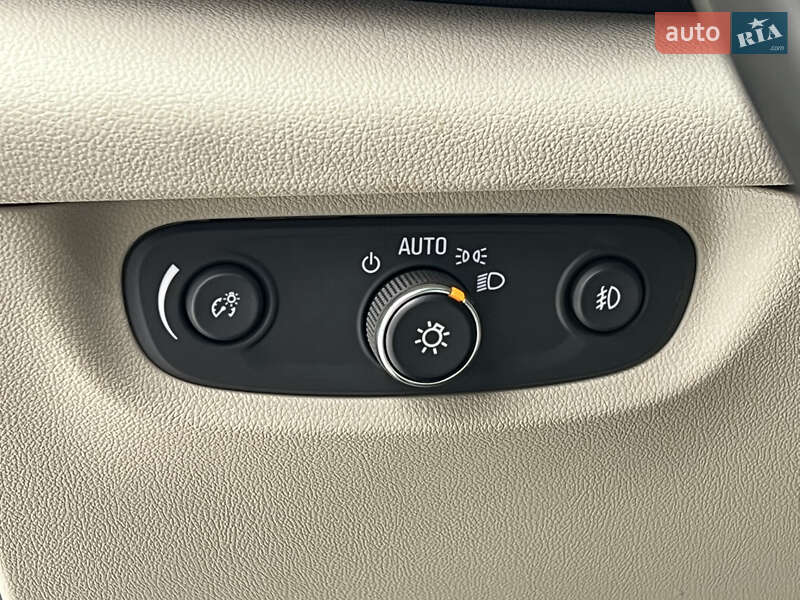 Седан Buick Regal 2018 в Києві