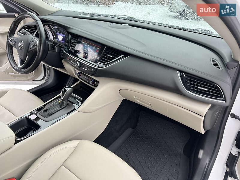 Седан Buick Regal 2018 в Києві