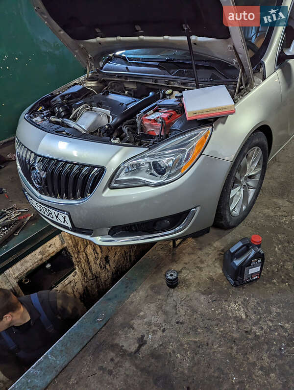 Седан Buick Regal 2016 в Шептицькому