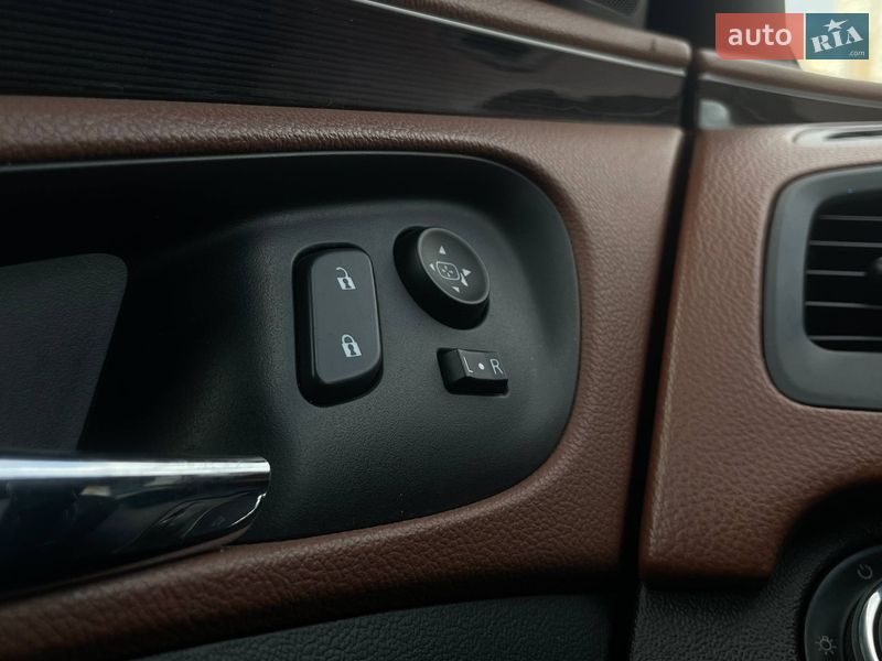 Седан Buick Regal 2016 в Киеве