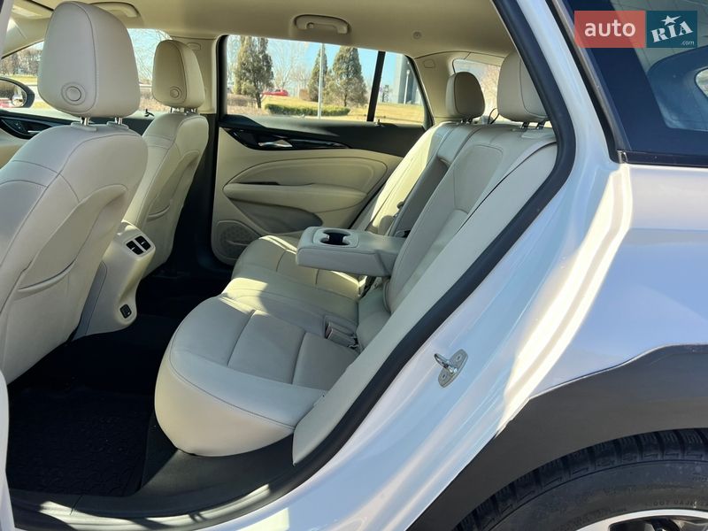 Седан Buick Regal 2018 в Києві