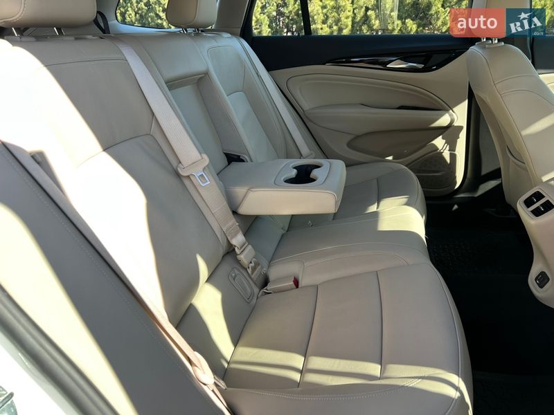 Седан Buick Regal 2018 в Києві