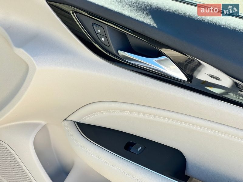 Седан Buick Regal 2018 в Києві