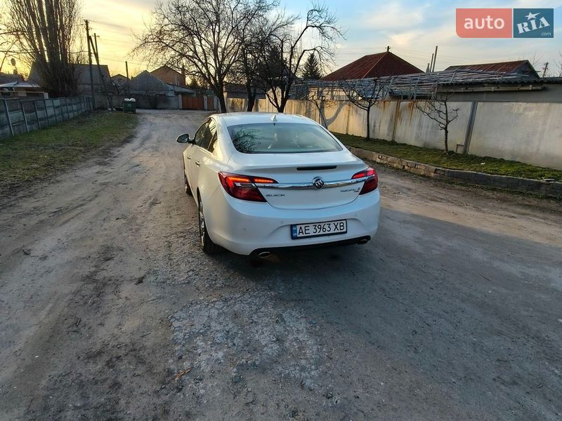 Седан Buick Regal 2013 в Дніпрі