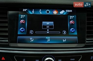 Седан Buick Regal 2018 в Киеве