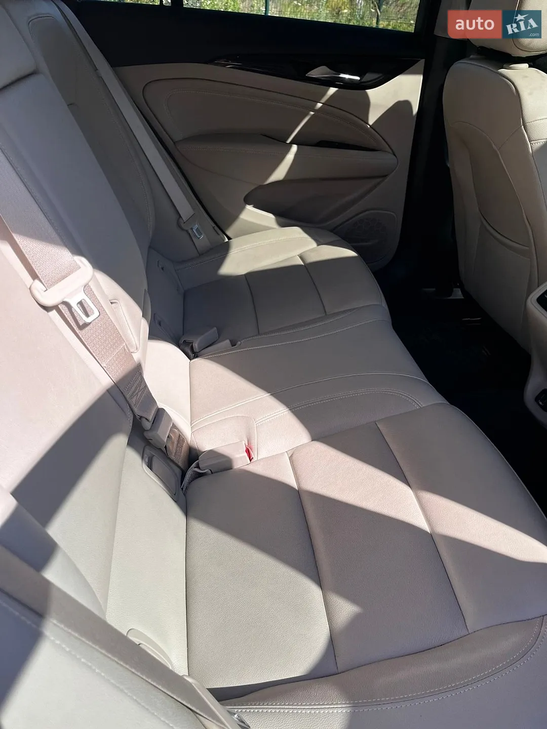 2018 Buick Regal - мініатюра 21