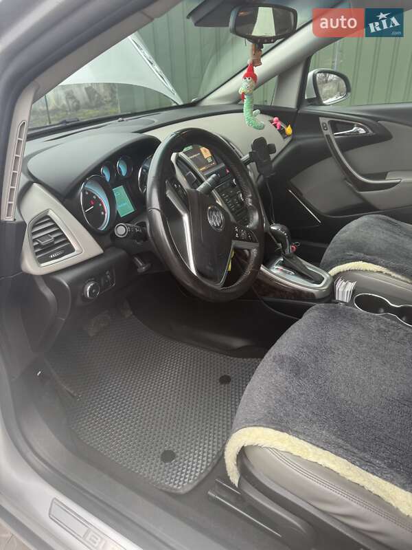 Седан Buick Verano 2012 в Кременчуге