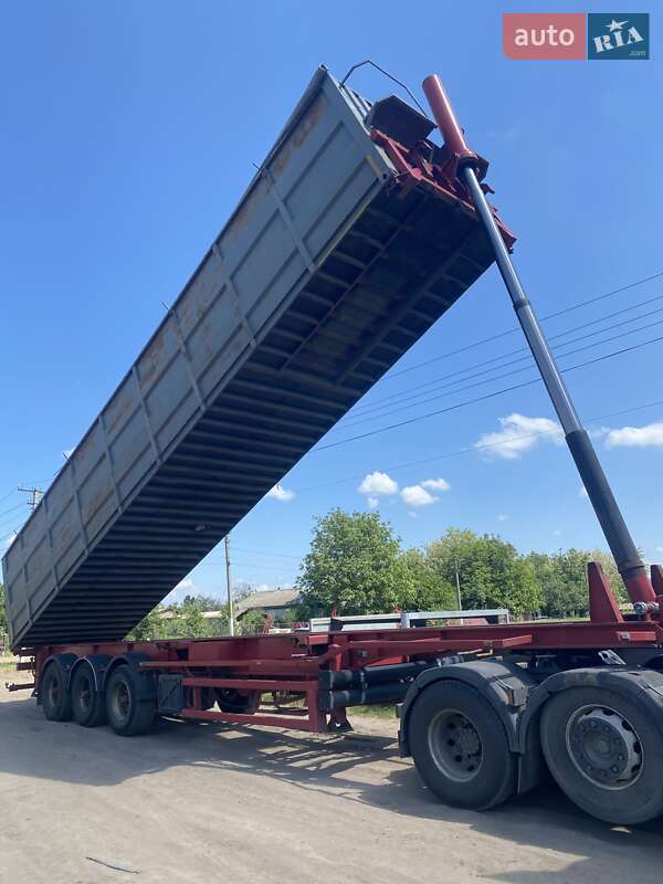 Самоскид напівпричіп Burg Burg 1999 в Одесі