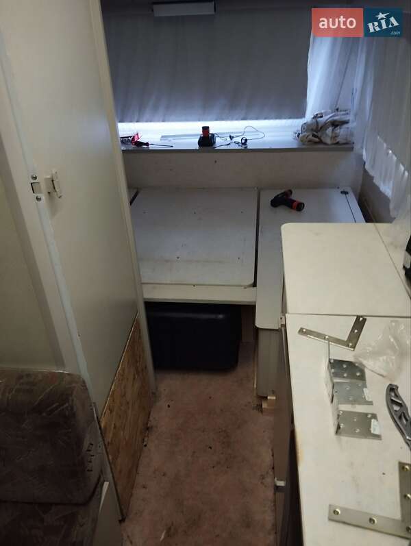 Фургон Burstner 4922 1991 в Дачном