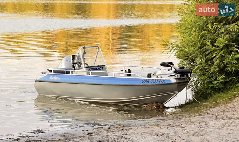 Човен Buster M 2008 в Києві