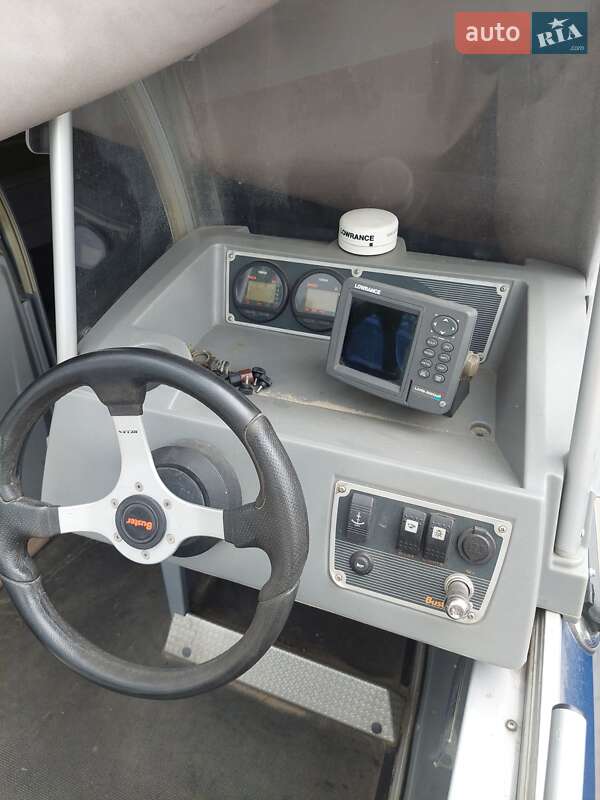 Катер Buster X 2008 в Киеве фото 9 Катер Buster X 2008 в Киеве