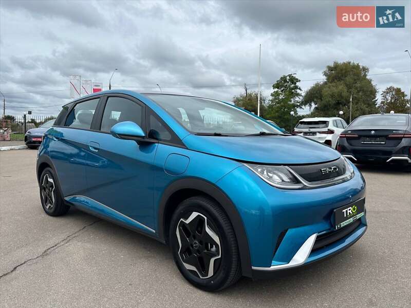 BYD Dolphin 2023