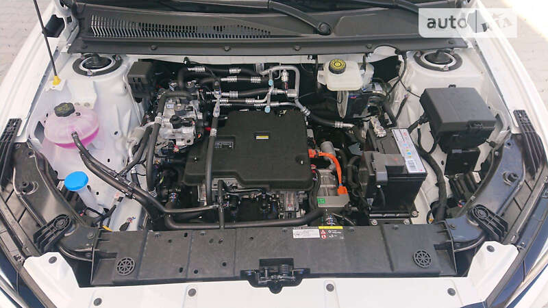 Внедорожник / Кроссовер BYD E2 2023 в Киеве