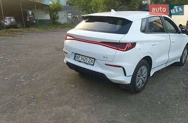 Хэтчбек BYD E2 2022 в 