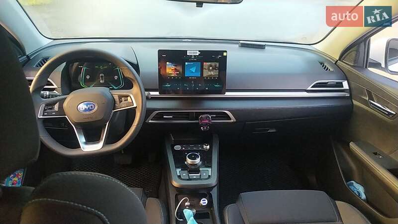 Хетчбек BYD E2 2022 в Дніпрі фото 25 Хетчбек BYD E2 2022 в Дніпрі