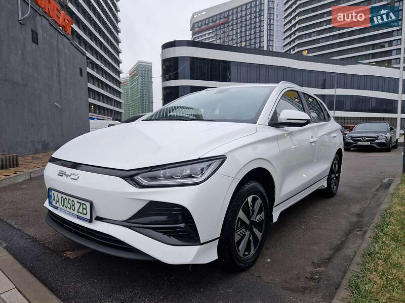 BYD E2 2023