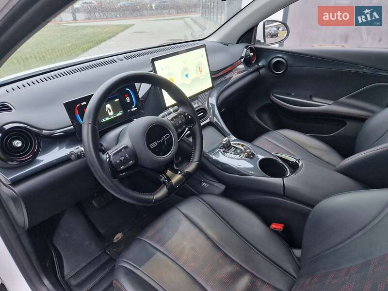 Хэтчбек BYD E2 2023 в Киеве