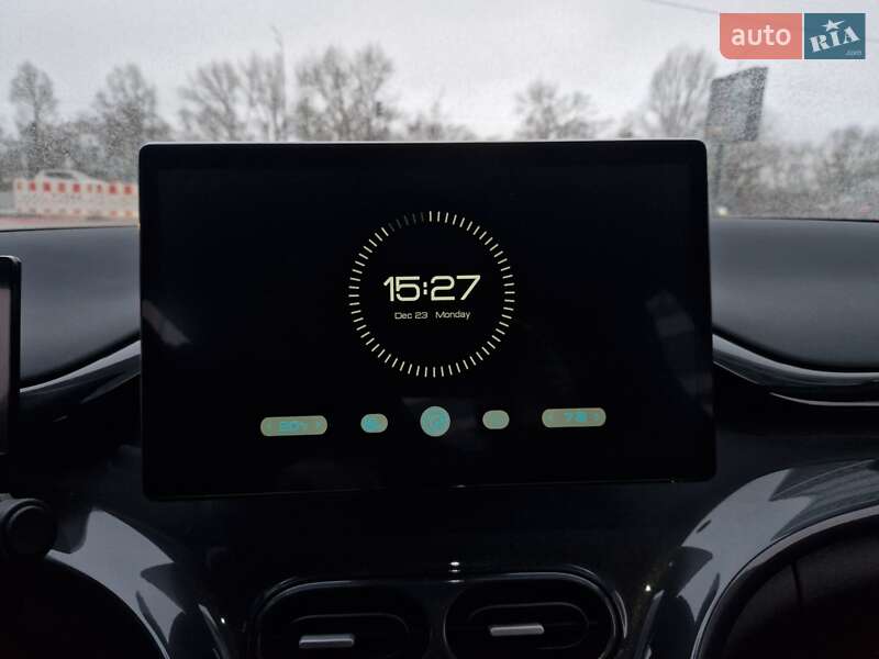 Хэтчбек BYD E2 2023 в Киеве