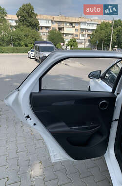 Хэтчбек BYD E2 2025 в 