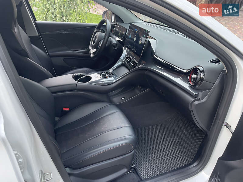 Внедорожник / Кроссовер BYD E2 2023 в Киеве