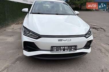 Хэтчбек BYD E2 2025 в 