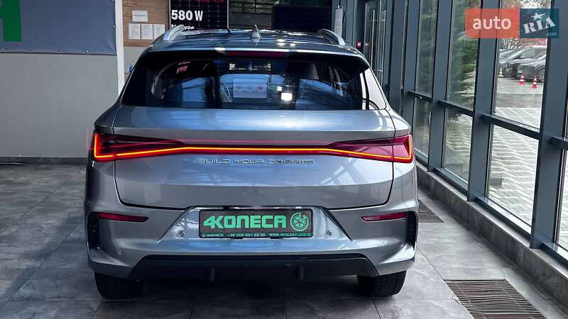 Хэтчбек BYD E2 2023 в Киеве