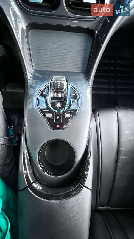 Хэтчбек BYD E2 2023 в Киеве